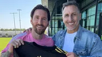 Lionel Messi posa con la playera de la Selección Mexicana gracias a Chaco Giménez