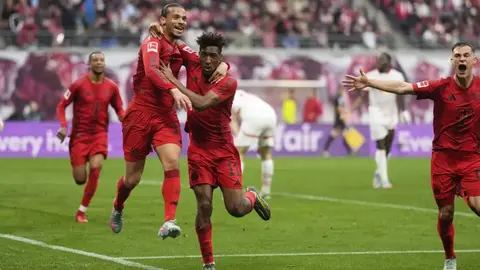 Leipzig empata al Bayern Munich en el último minuto y retrasa primer título de Kane