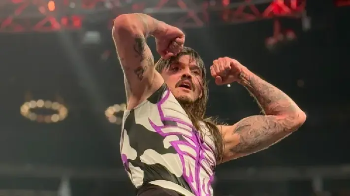 Dominik Mysterio derrota a Penta Zero Miedo y mantiene su título intercontinental