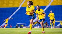 América femenil viene de atrás y vence a Rayadas para acercarse al liderato