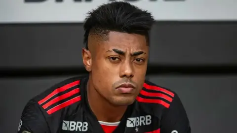¡Nuevo escándalo de apuestas! Bruno Henrique es investigado por la policía brasileña