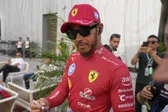 Lewis Hamilton frustrado por su desempeño en Jeddah: "De momento no hay solución, será un año doloroso"