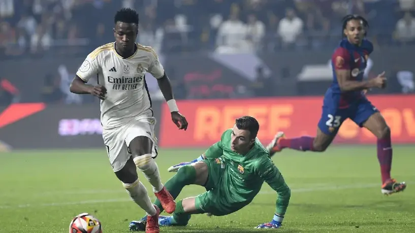 ¿Cuántas Finales han disputado Real Madrid y Barcelona en todos los torneos oficiales?
