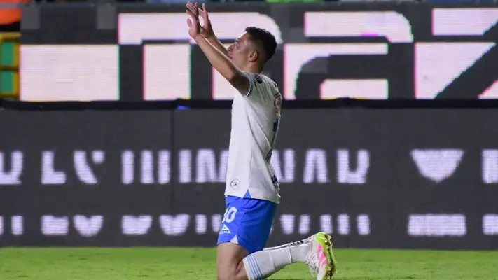 Andrés Montaño sufrió una ruptura de ligamento cruzado y estará fuera lo que resta del 2025
