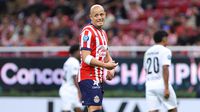 Chicharito Hernández arremete contra seguidor por comentario en redes sociales