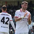 Santiago Giménez se reencuentra con gol en victoria de AC Milan ante Venezia