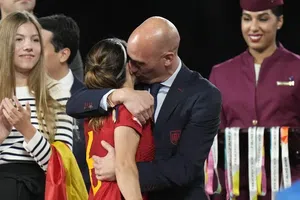 Anuncian documental del beso entre Rubiales y Hermoso: ‘The World Cup Kiss’