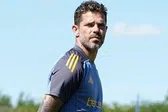 Fernando Gago es ‘reventado’ por afición de Boca Juniors tras derrota ante River Plate