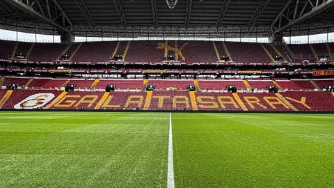 ¡Polémico! Adana Demirspor abandona partido ante Galatasaray por penal inexistente