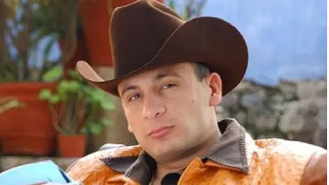 ¿Por qué mataron a Valentín Elizalde? Su hermano revela que fue por mujeres casadas