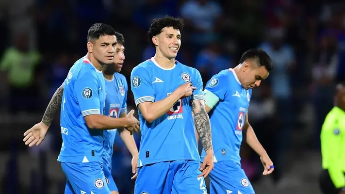 ¡Joya! Cruz Azul presenta su nueva playera conmemorativa