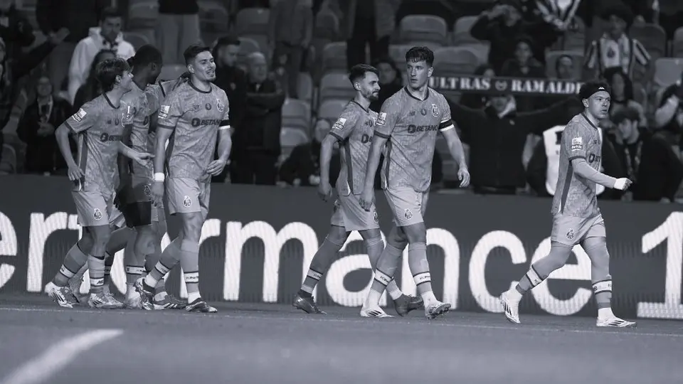El Porto de Martín Anselmi logra su primera victoria en liga tras derrotar al Farense