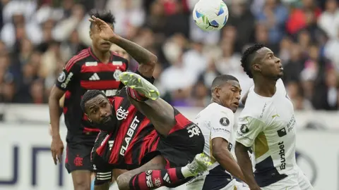 Flamengo empata con Liga de Quito y sigue fuera de zona de clasificación en Libertadores