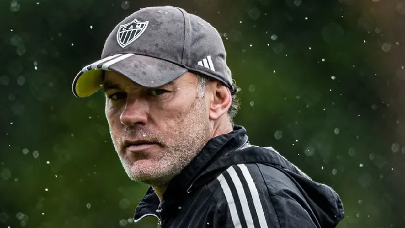 Chivas y Boca Juniors se pelean a Gabriel Milito, según reportes argentinos
