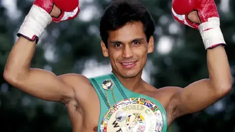 Ricardo "Finito" López exboxeador mexicano, revela ganar batalla contra el cáncer