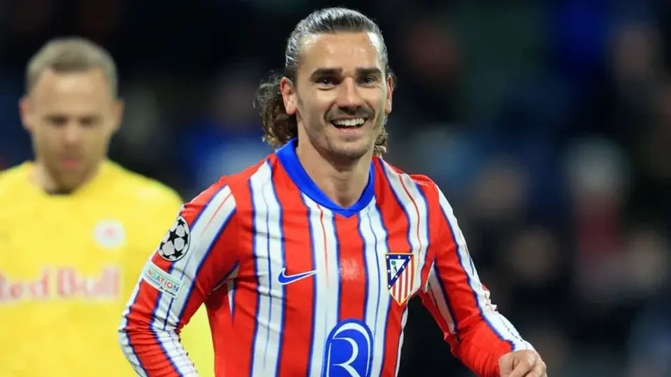 ¡Detallazo! Griezmann lleva a pequeño aficionado a las instalaciones de Atlético de Madrid