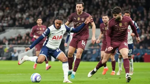 Con Haaland de regreso, Manchester City toma un respiro ante un Tottenham en crisis
