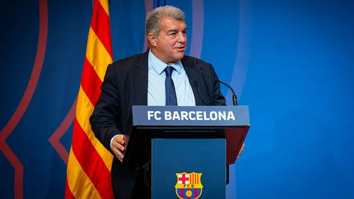 LaLiga revela vínculos 'sospechosos' en la venta de Palcos VIP del Barcelona para inscribir a Dani Olmo