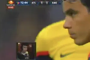 De cara a su enfrentamiento con América, Atlas recuerda penal de Omar Bravo con ‘épica’ narración