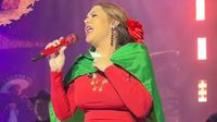 Video: Yuridia defiende la bandera de México en concierto de Texas