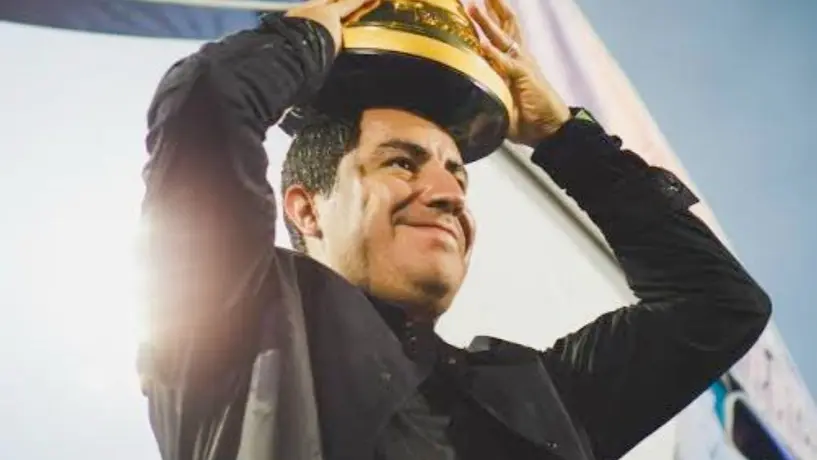 ¡Ya firmó! Efraín Juárez será nuevo entrenador de Pumas