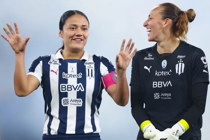 Bernal tuvo una mala despedida con Rayadas | IMAGO 7