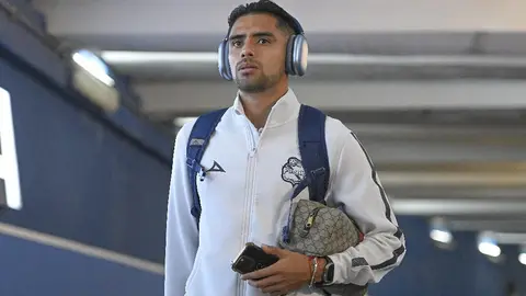 Ricardo Marín se estrena con Puebla y deja mal parado a Chicharito Hernández