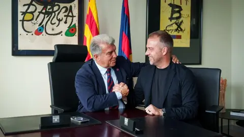 Barcelona llegó a un acuerdo para la extensión de contrato de Hansi Flick