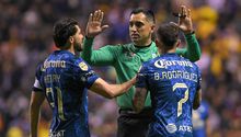 Polémica arbitral se desata en el Puebla vs América
