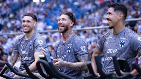 Aficionado de Rayados se tatúa firma de Sergio Ramos