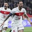 ¡Otra goleada! Turquía aplasta a Hungría y asciende a la Liga A de la Nations League