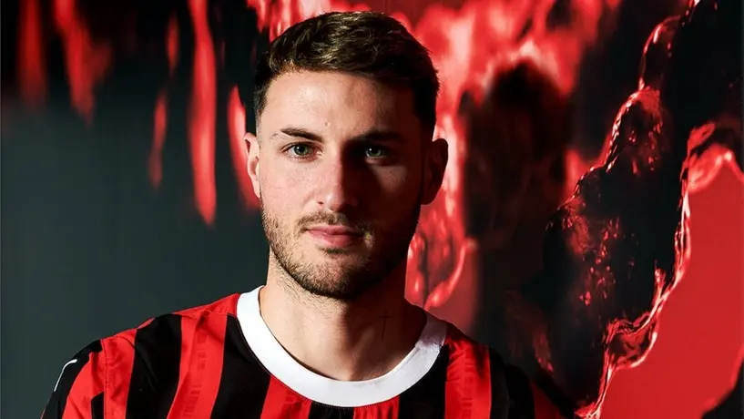Santiago Giménez al Milan: Los mexicanos que han jugado en equipos de élite en Europa