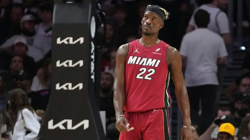 Jimmy Butler se dirige Golden State Warriors, y Andrew Wiggins a Miami Heat, según reportes