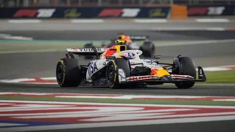 Liam Lawson, reemplazo de Checo Pérez, sin puntos en el campeonato pero sí por sanción en la superlicencia
