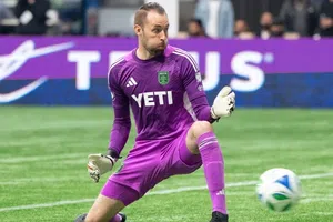 Ratón interrumpe partido en la MLS; es capturado por el arquero de Austin FC