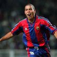 Ronaldo critica a Barcelona y elige a los mejores futbolistas con los que ha jugado