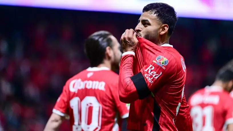 Exfutbolistas de Chivas que les han marcado y festejado