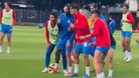Chivas entrenó con 'Leo Messi' previo a su juego de Jornada 8