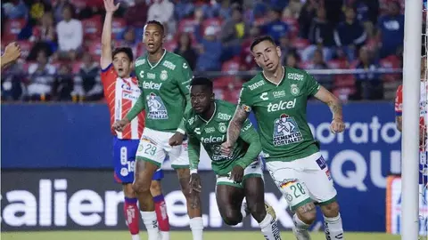 ¡Polémica arbitral! Gol de León debió haber sido anulado por fuera de juego