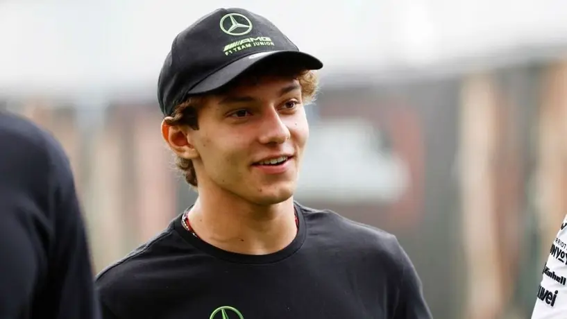 Nyck De Vries pone a Kimi Antonelli a la altura de Verstappen: "Aparte de Max, nadie vive el deporte como el"