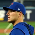 ¡Atrapada de ensueño! Daulton Varsho se luce en su regreso a los Bluejays con atrapada de espaldas
