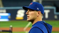 ¡Atrapada de ensueño! Daulton Varsho se luce en su regreso a los Bluejays con atrapada de espaldas