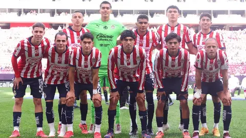 Chivas se convierte en el primer equipo en cumplir con la regla de menores