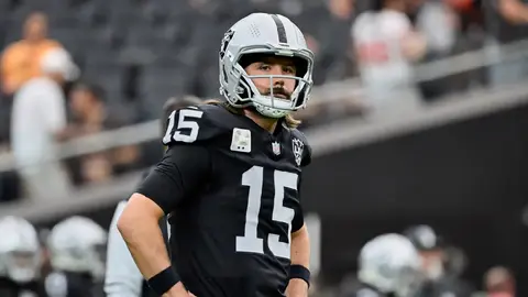 Raiders planean liberar a Gardner Minshew, según reportes