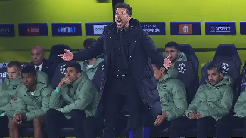 Diego Simeone minimiza temporada de Julián Álvarez: 'Lewandowski lleva muchos más goles'
