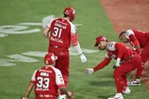 Diablos Rojos del México se imponen 14-12 a los Bravos de León