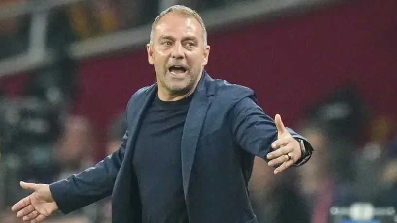 Hansi Flick estalla contra jugadores de Barcelona previo a duelo ante Inter de Milán