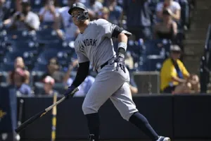 ¿Robo a los Yankees? Umpires le niegan HR a Aaron Judge