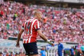 Los fueras de lugar, el peor enemigo de 'Chicharito' Hernández en su regreso con Chivas
