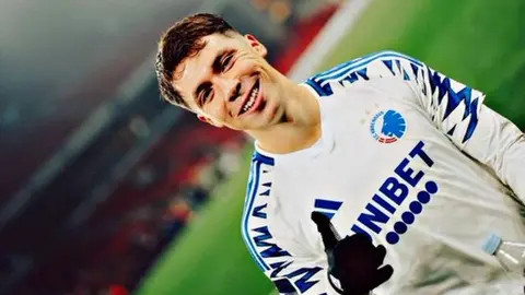 Dinamarca se rinde ante Rodrigo Huescas y lo bautiza como "el héroe del Copenhague"